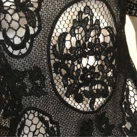 Lacey Crochet Top / short sleeves / size Sm - Picture 10 of 14